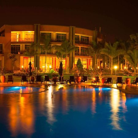 Protea Hotel By Marriott Entebbe Buitenkant foto