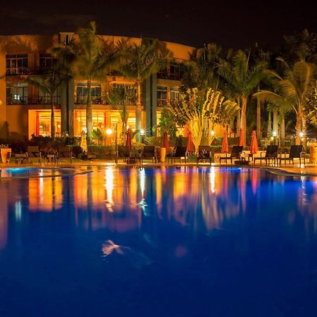 Protea Hotel By Marriott Entebbe Buitenkant foto