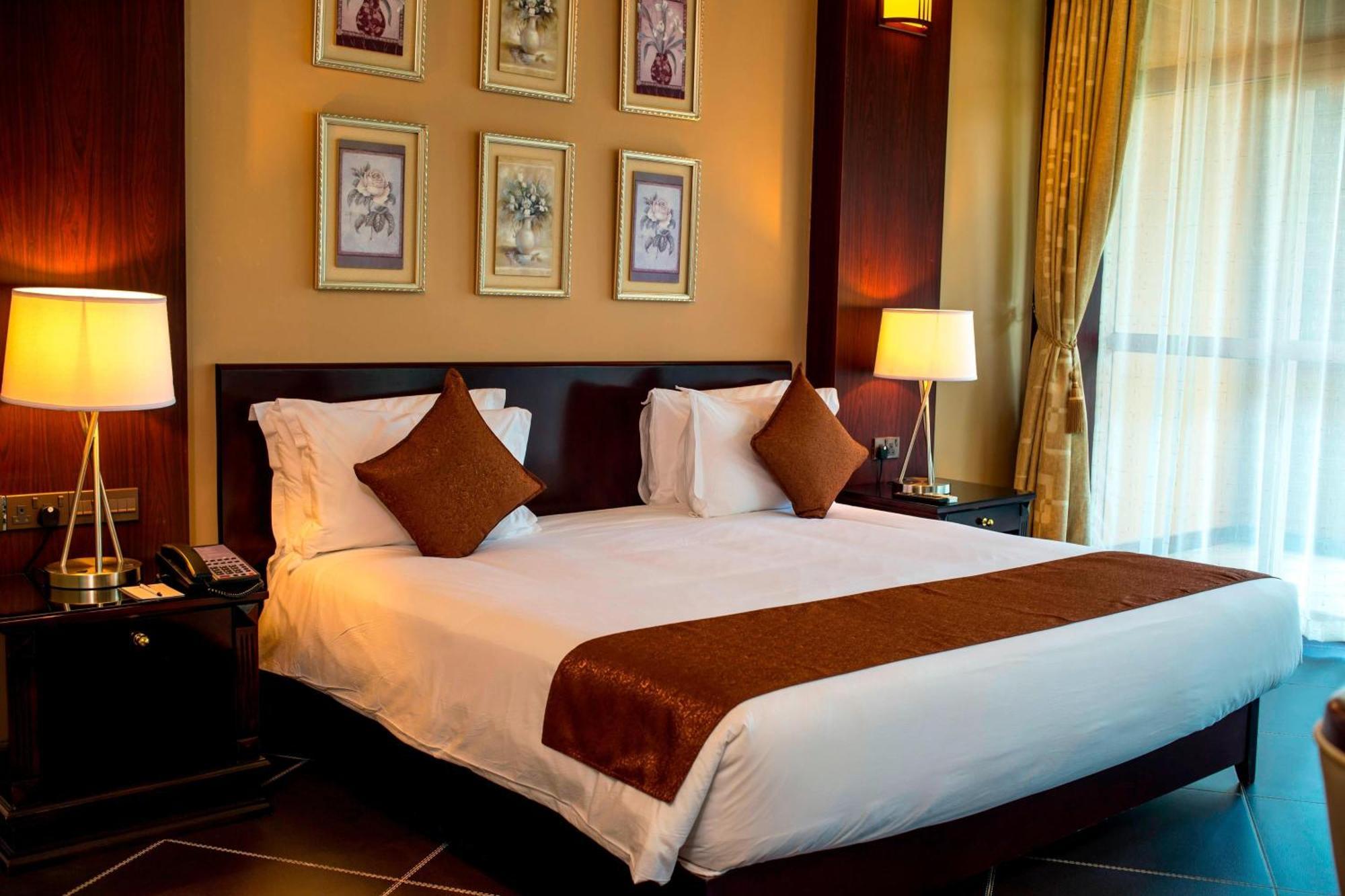 Protea Hotel By Marriott Entebbe Buitenkant foto