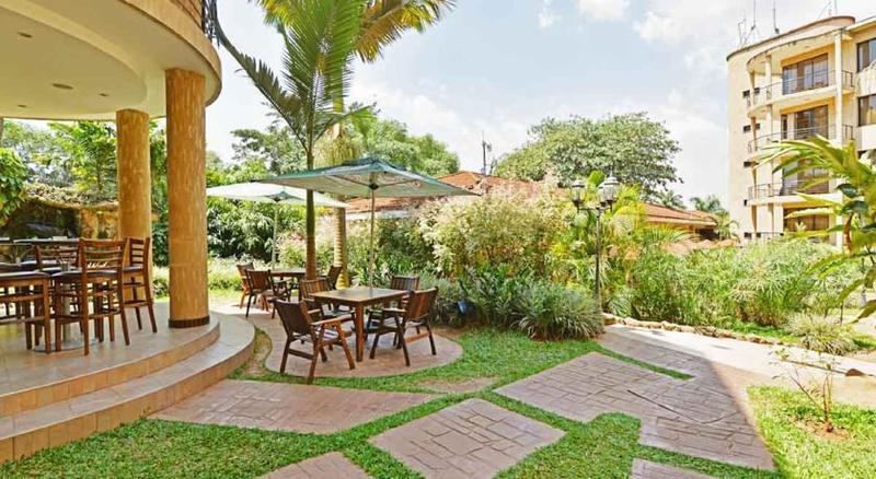 Protea Hotel By Marriott Entebbe Buitenkant foto