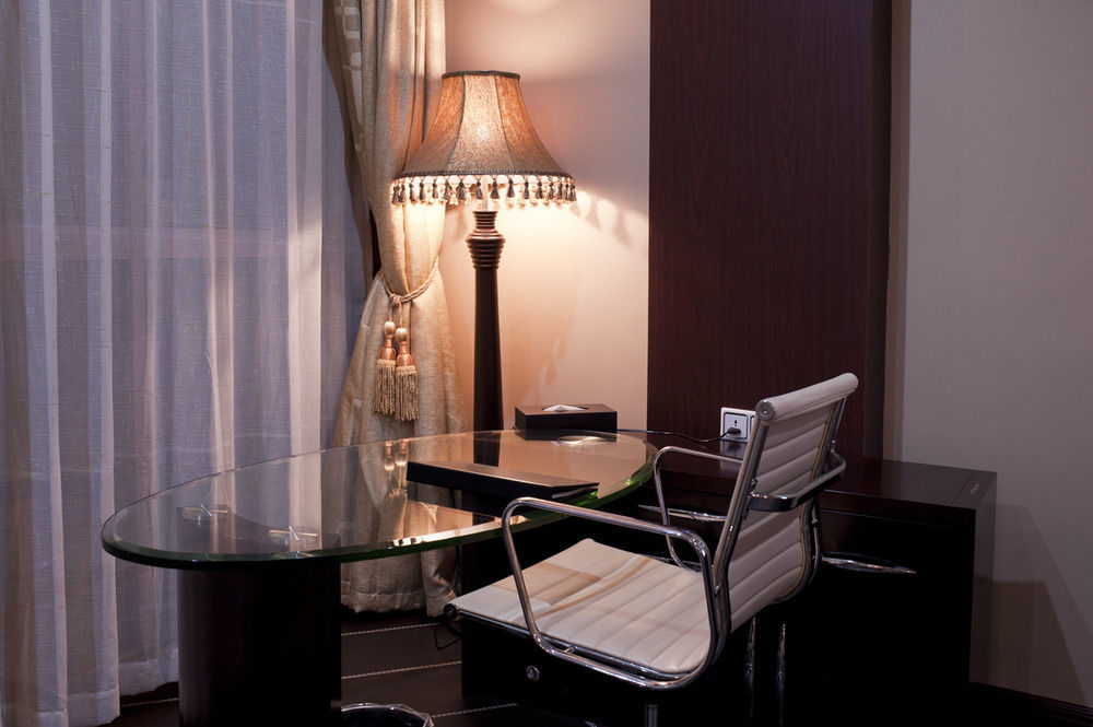 Protea Hotel By Marriott Entebbe Buitenkant foto